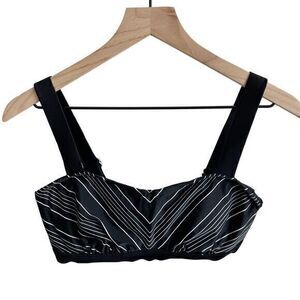 NWOT Athleta Quick Dri Chevron Bikini Top Black White Size 32D / 32DD